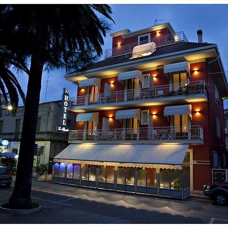 Hotel Lo Squalo Grottammare Luaran gambar