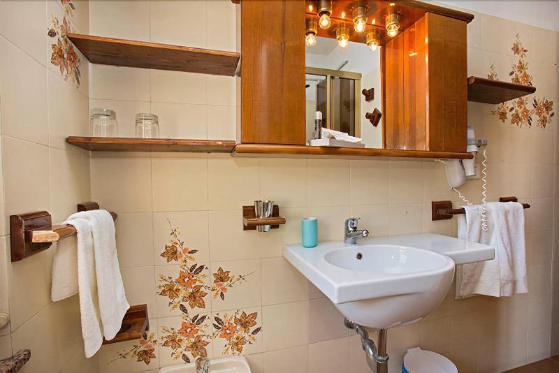 Hotel Lo Squalo Grottammare Luaran gambar