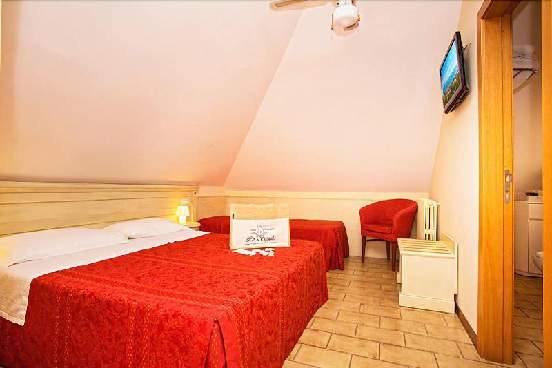 Hotel Lo Squalo Grottammare Luaran gambar