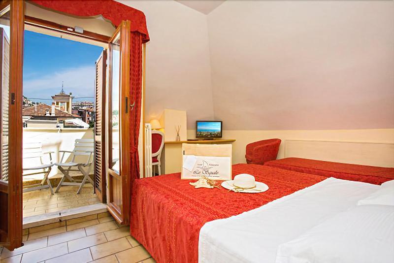 Hotel Lo Squalo Grottammare Luaran gambar