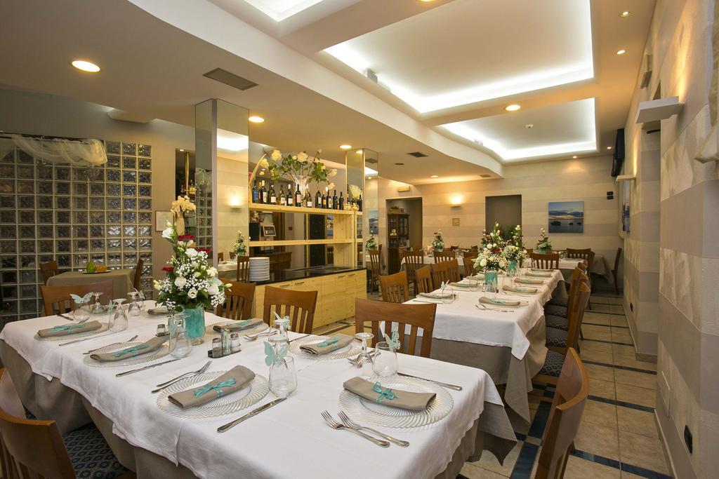 Hotel Lo Squalo Grottammare Luaran gambar