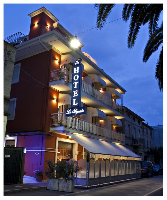 Hotel Lo Squalo Grottammare Luaran gambar